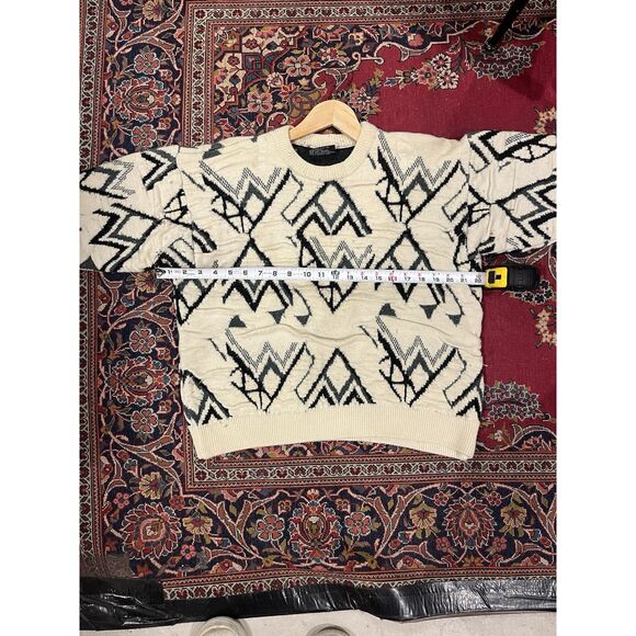 Vintage Coogi White Sweater Made In Australia Size M - Picture 3 of 6